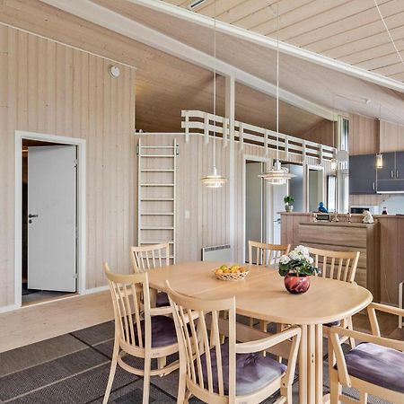 Cozy Home In Gedser With Wifi Buitenkant foto