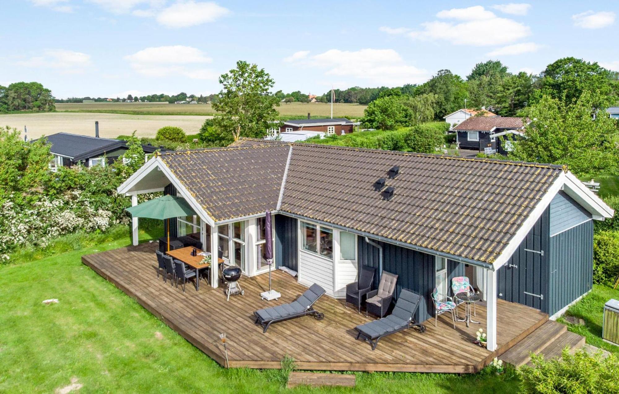 Cozy Home In Gedser With Wifi Buitenkant foto